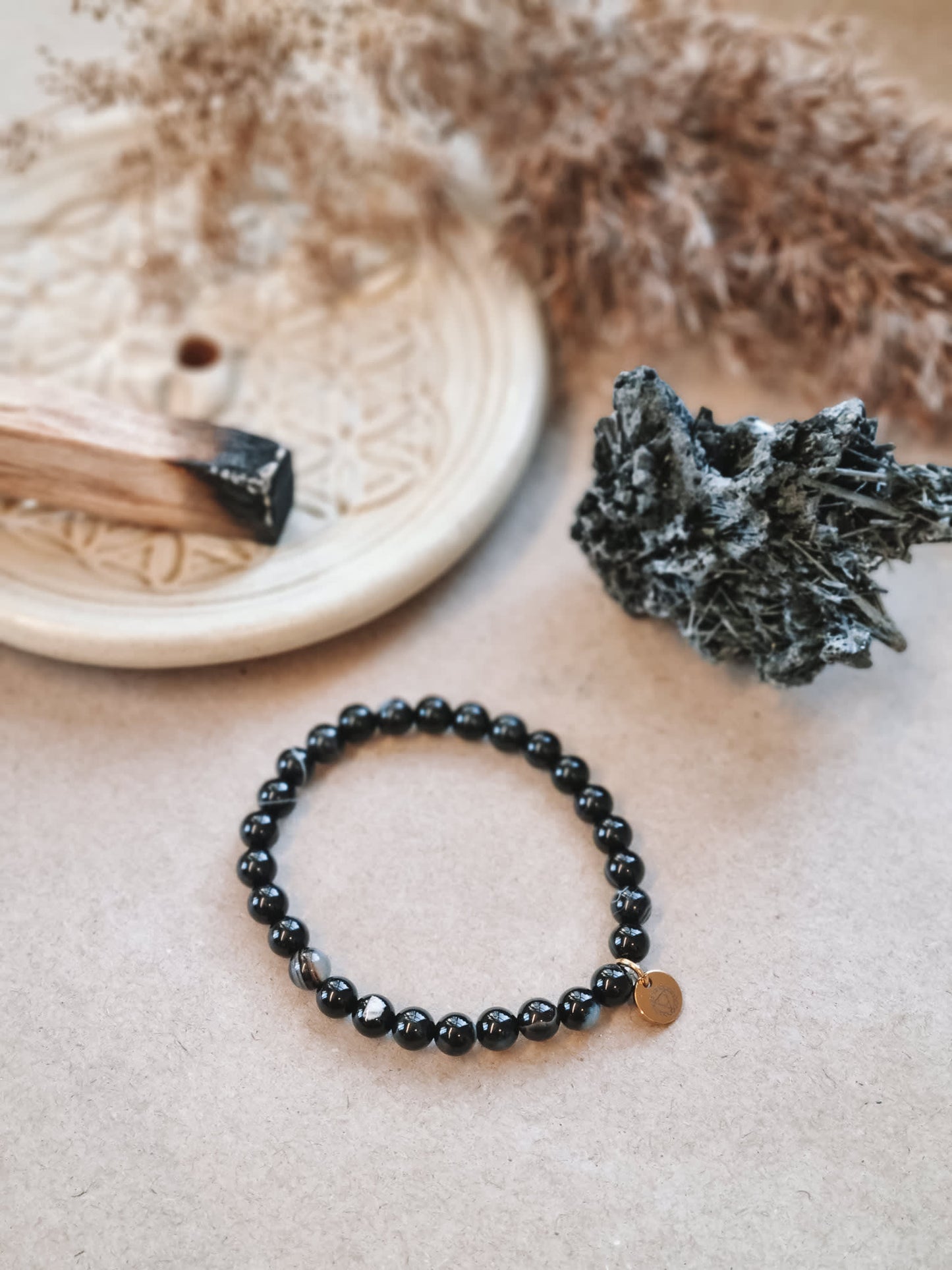 Mantra ENERGY armbånd - Grounding - Sort agat -