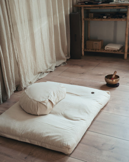 Begin meditation Crescent Bundle - Natural