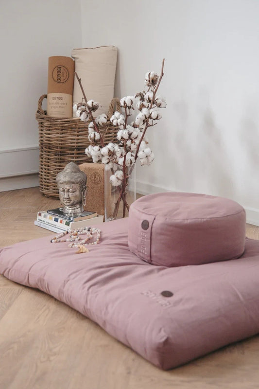 Begin meditation Round Cushion Bundle - Rose