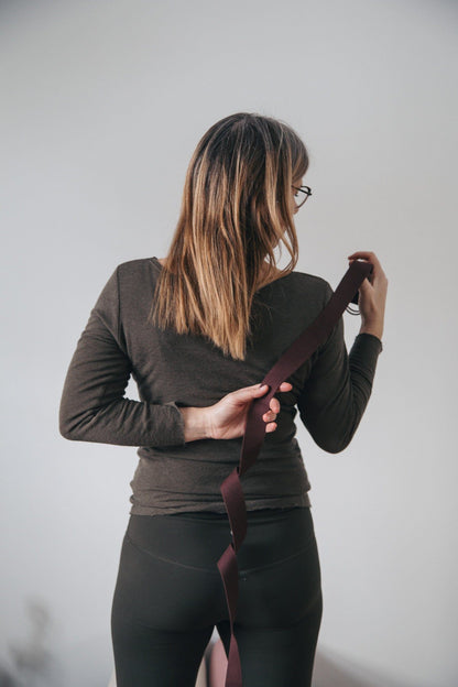 GOYOGI træningsbælte, økologisk bomuld og med en længde på hele 280 cm, uundværligt redskab til både i din daglige yogapraksis og til afspændingsøvelser yoga strap calm organic cotton yogabælte