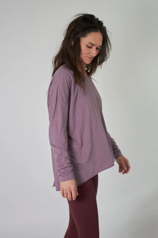 Lion Drapy Tee - Lilac Mist