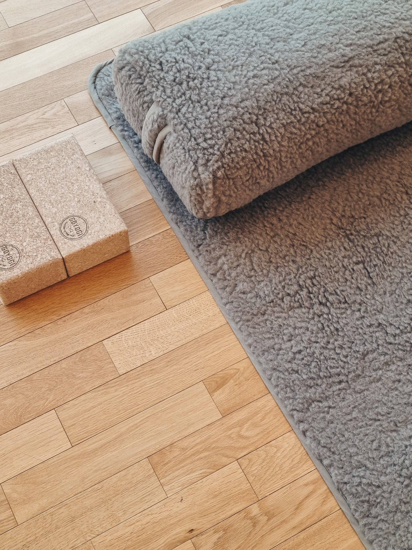 Release Yin Yoga Bundle - Light Brown