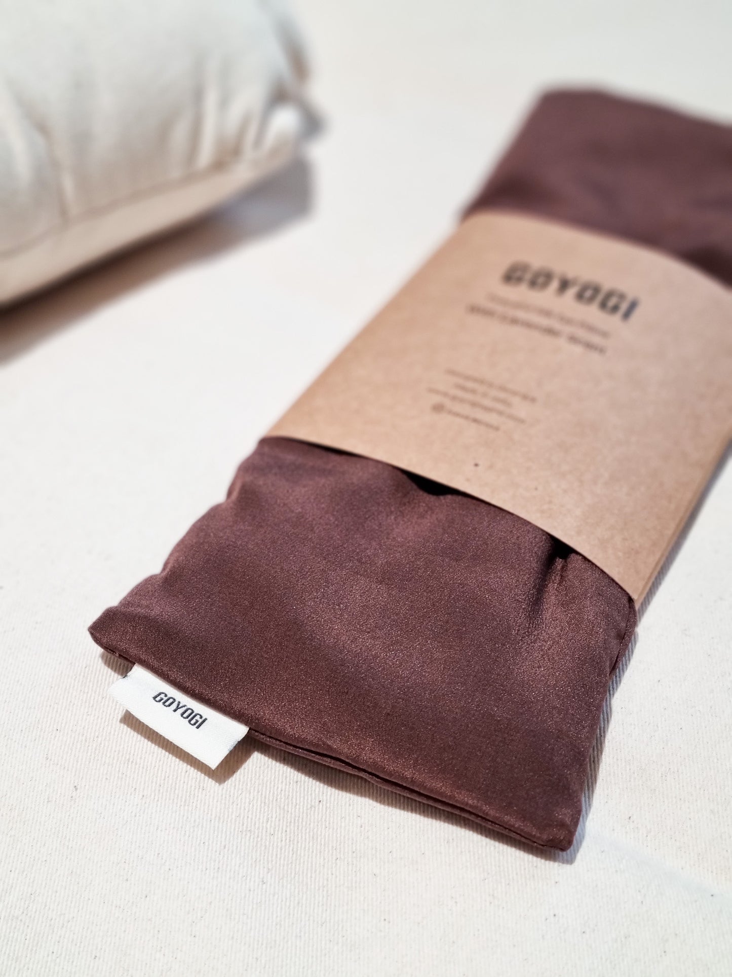 Peaceful Silk Eye Pillow with lavender - Brown